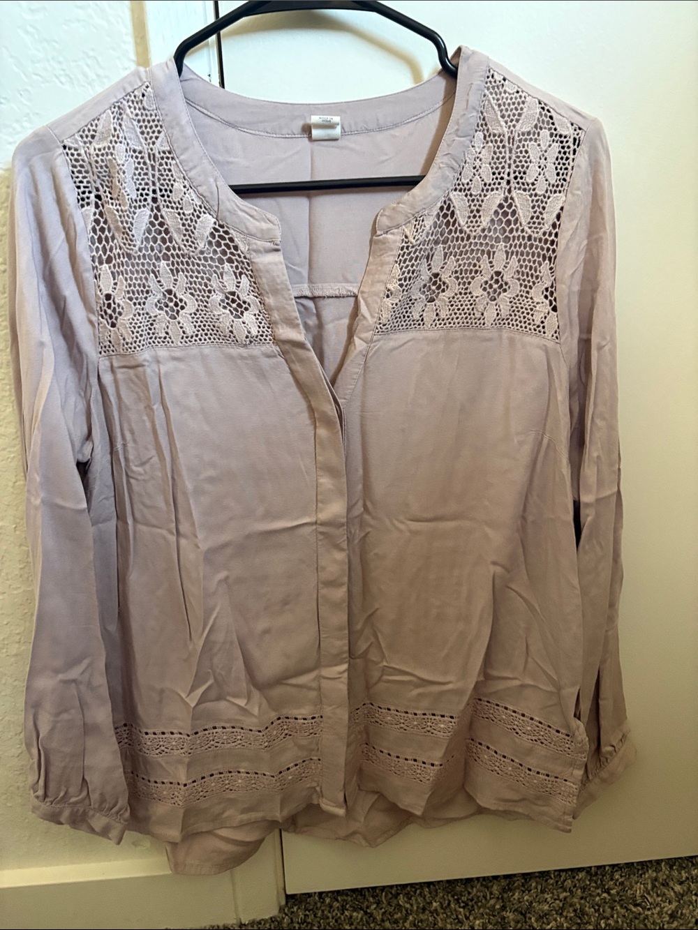 Old Navy Lavender Lace-Trim Tunic Top